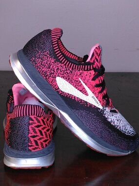 BROOKS Bedlam Shoes Womens SIZE 9 1202721B656 Pink MULTICOLOR Running CrossFit